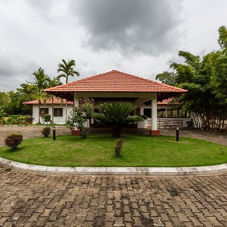Kstdc Hotel Mayura Yagachi, Belur Belur  المظهر الخارجي الصورة